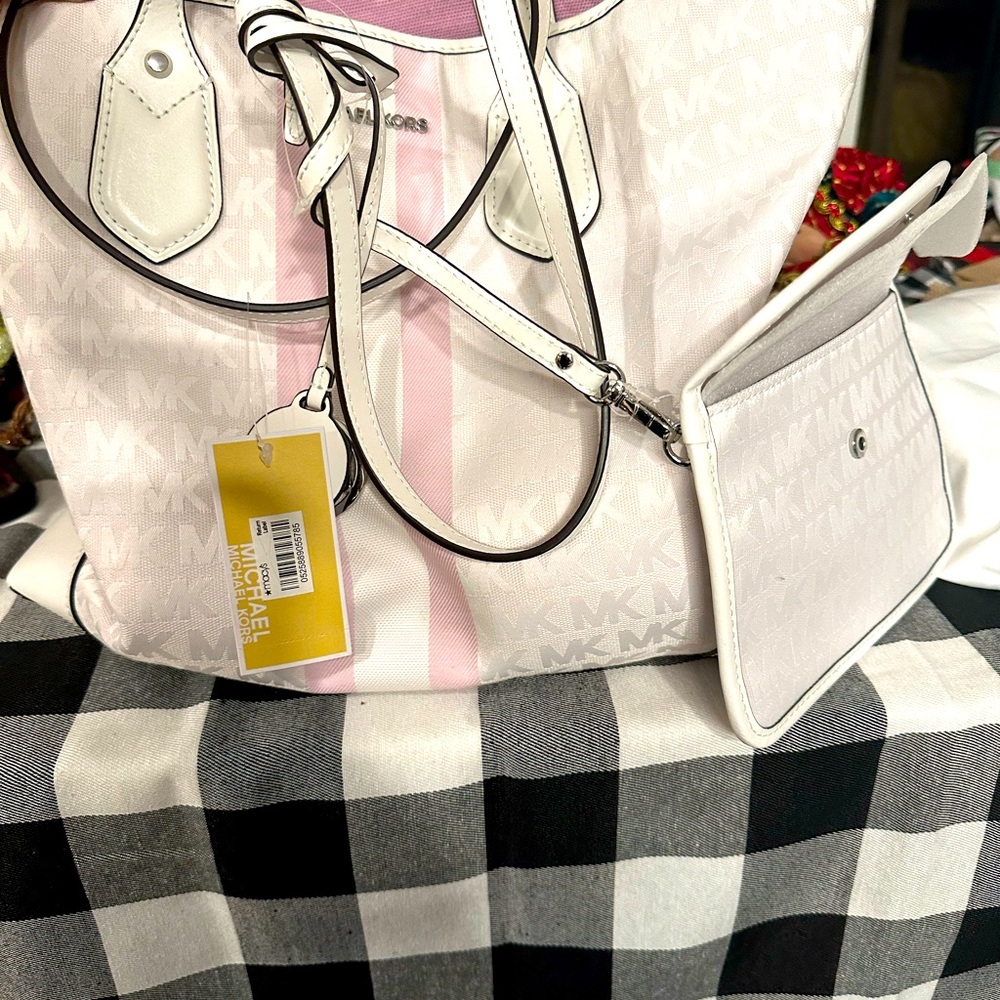 Pink & White Michael Kors Tote bag with wristlet wallet.